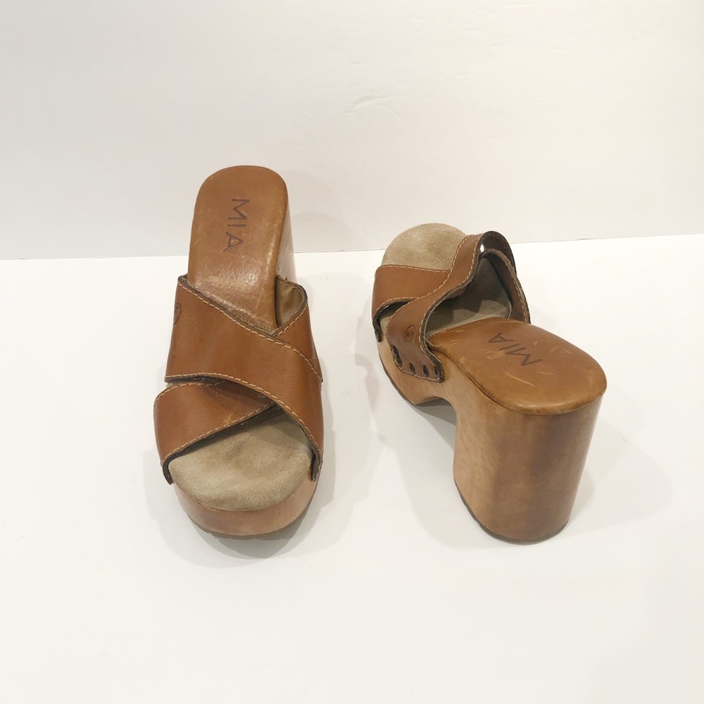 SOLD Y2K Vintage Chunky Wood Platform Sandals - Picture 5 of 5